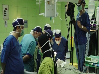 خدمت جراحی بیمار شکاف لب